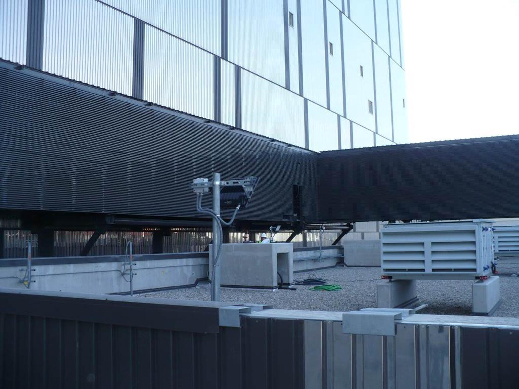 Bridge with an angle