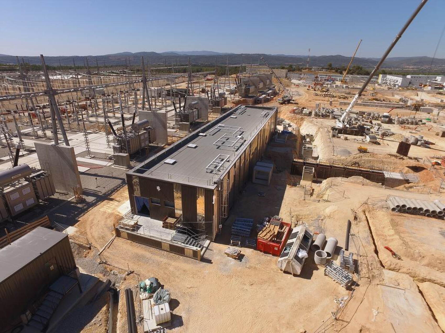 Something new on this side of the platform