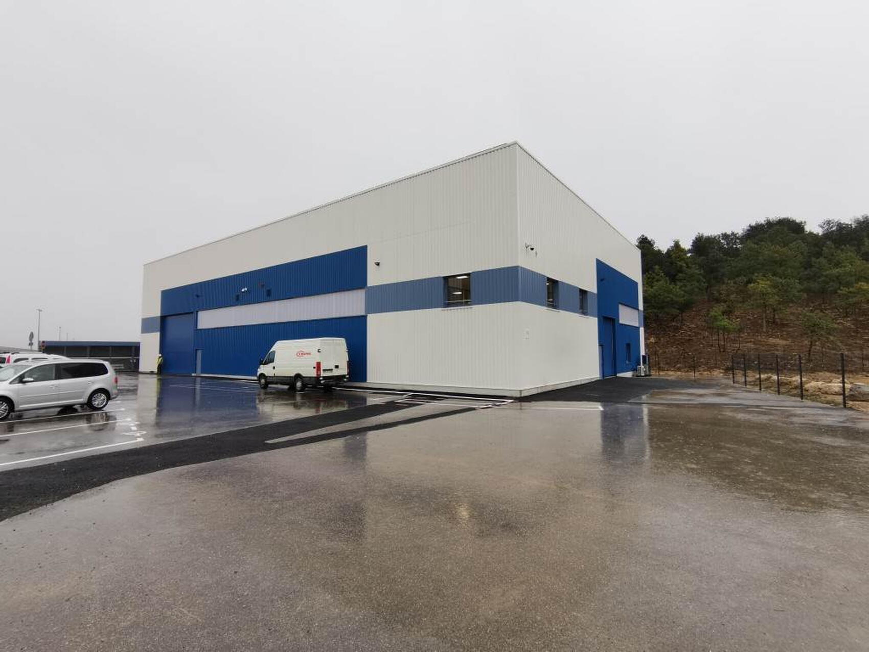 Machining workshop installed on site