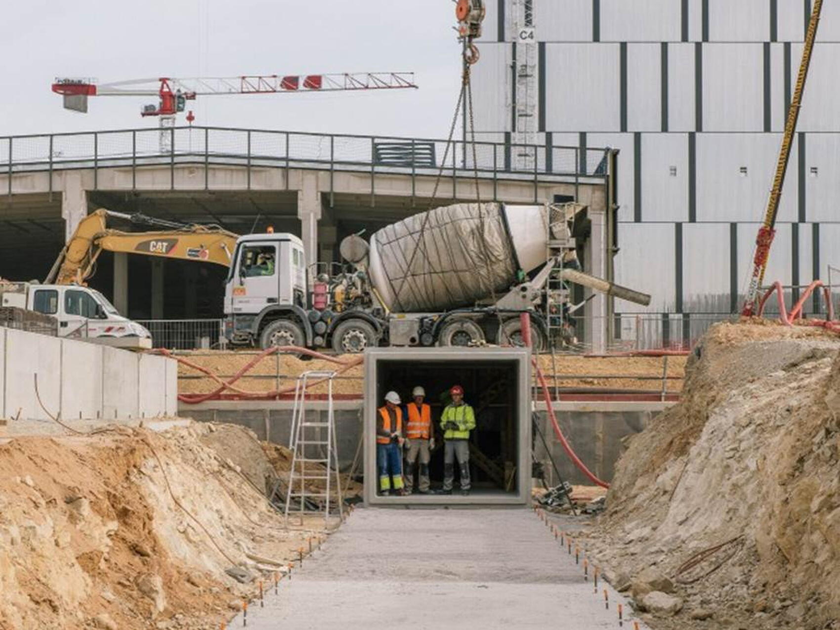 Technical galleries underway