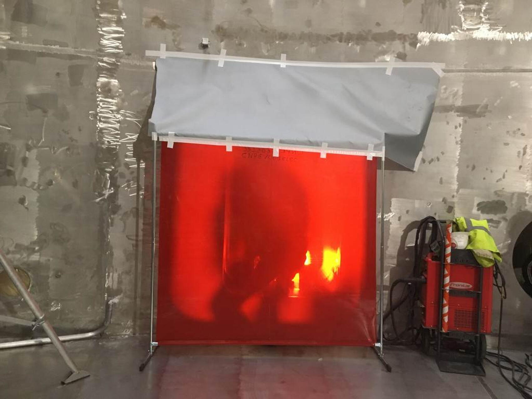 On soude les deux section du cryostat