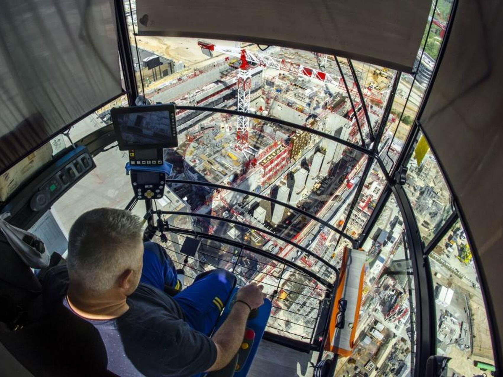 Through the eyes of a crane operator