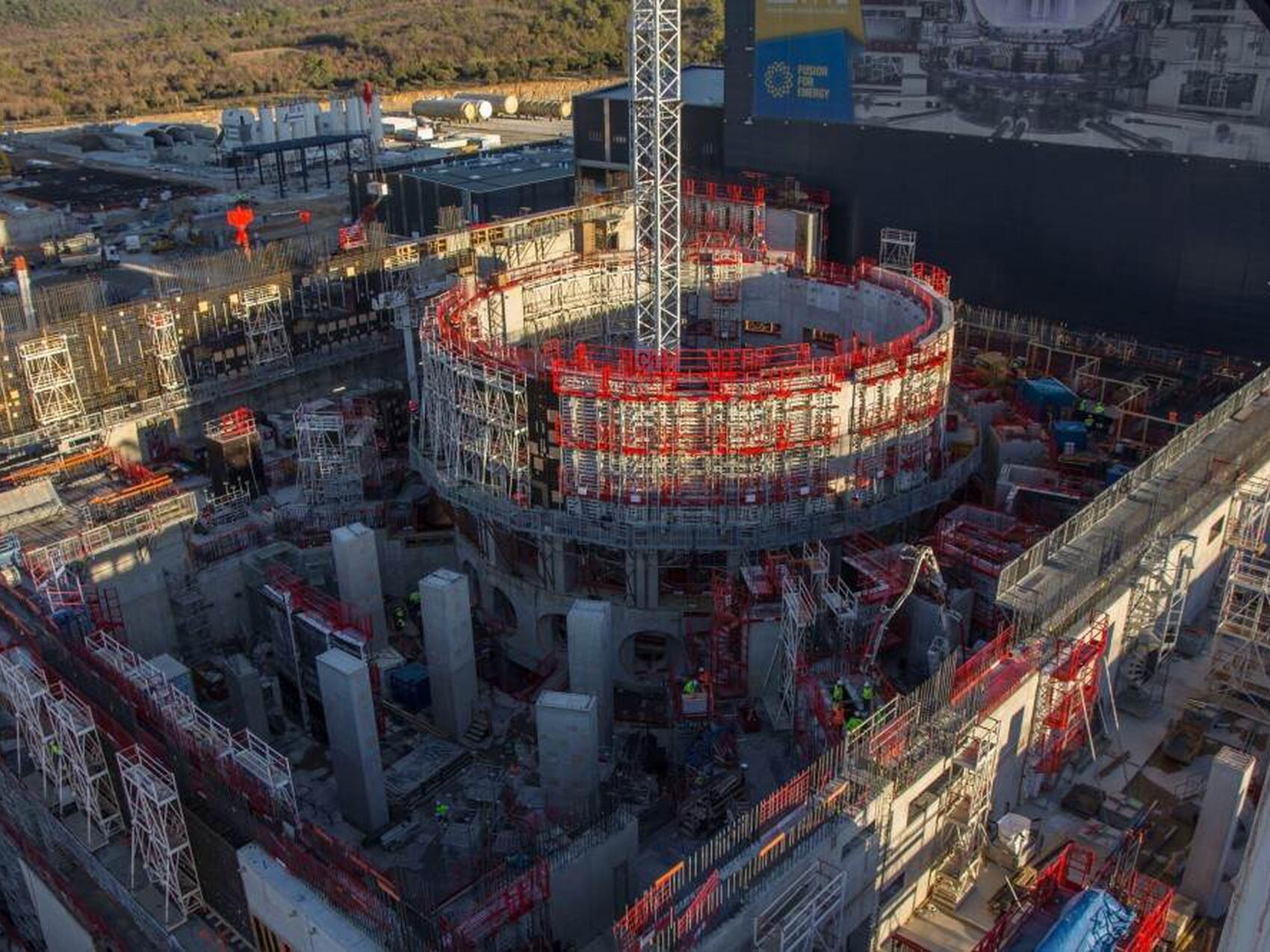 Neutral beam cell area