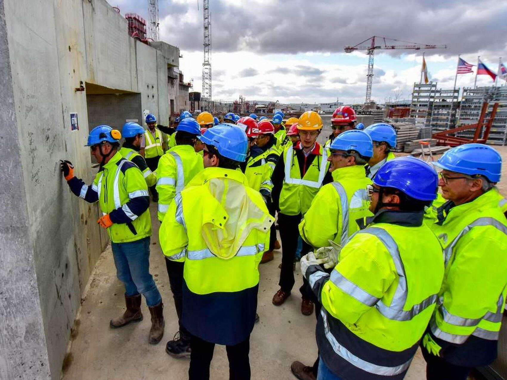 Honouring the crown mockup