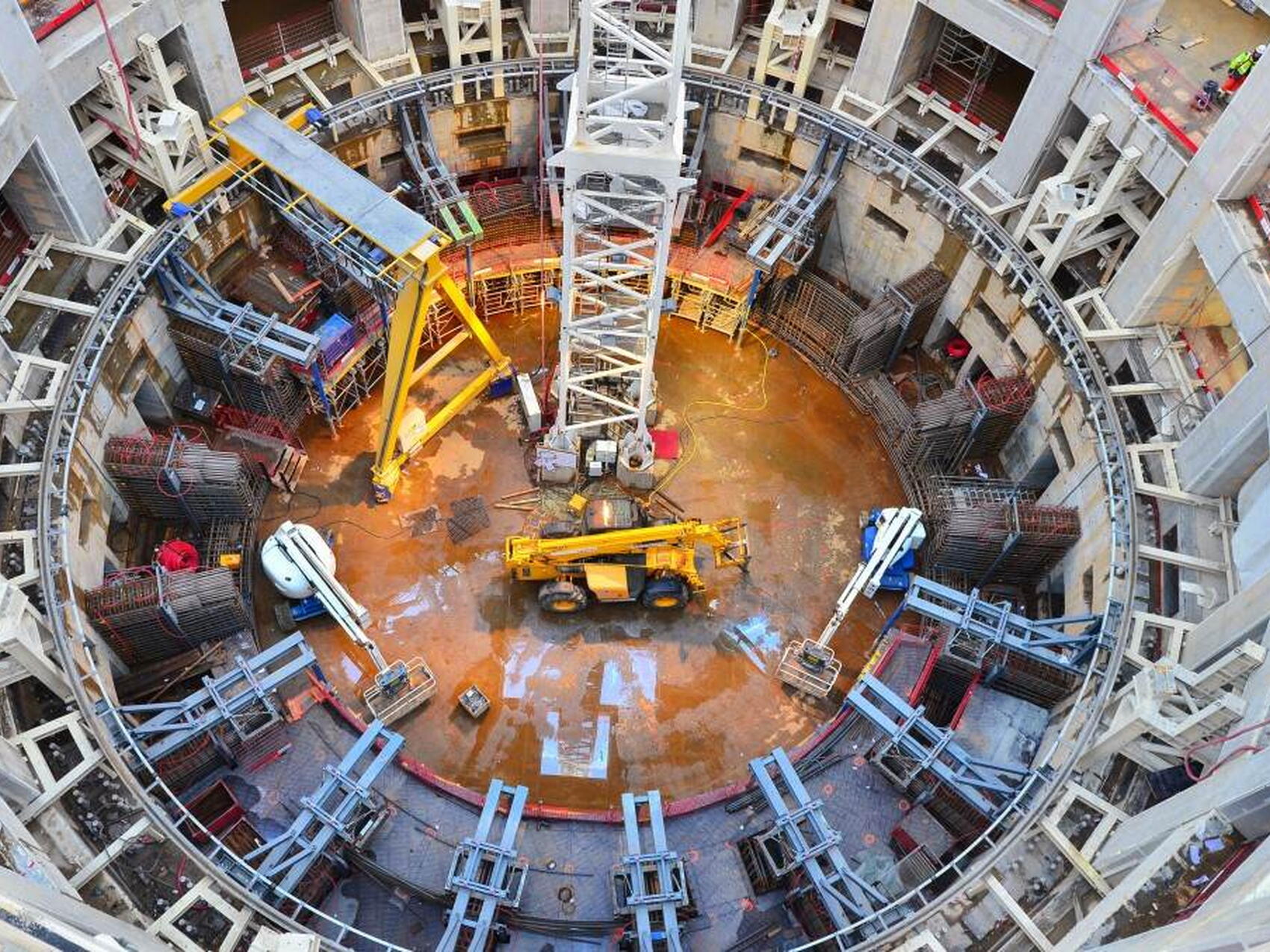 A pair of able hands