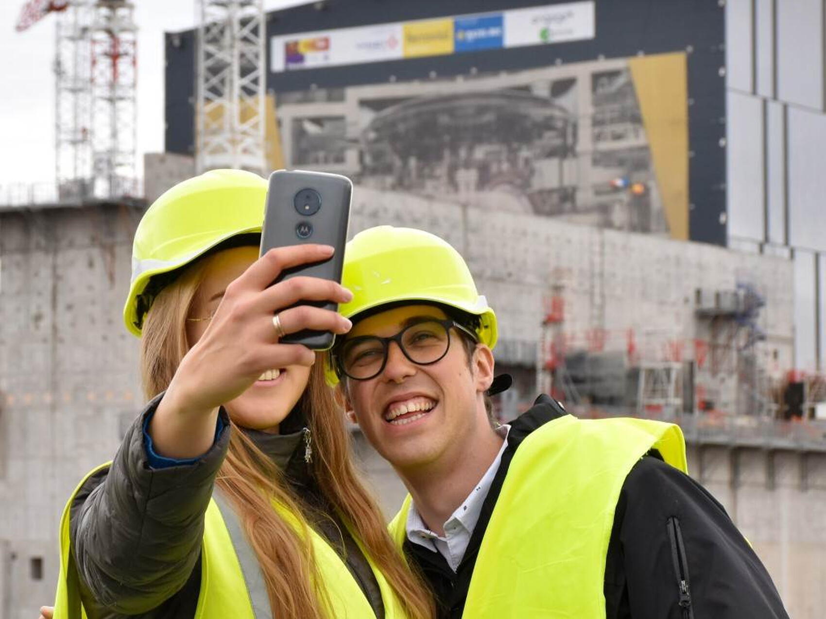 Selfies in front of the Tokamak Complex