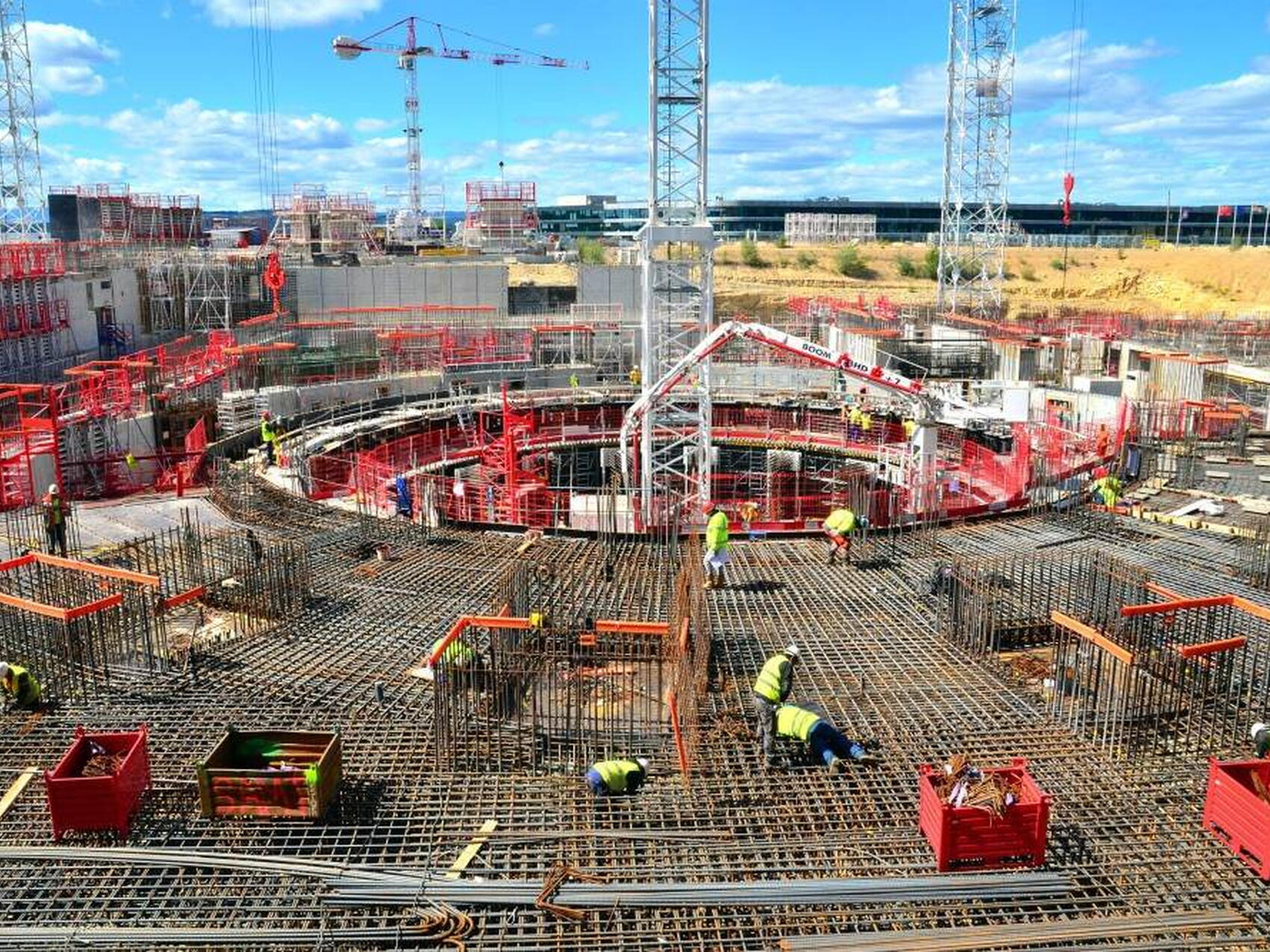 Last touches to the rebar