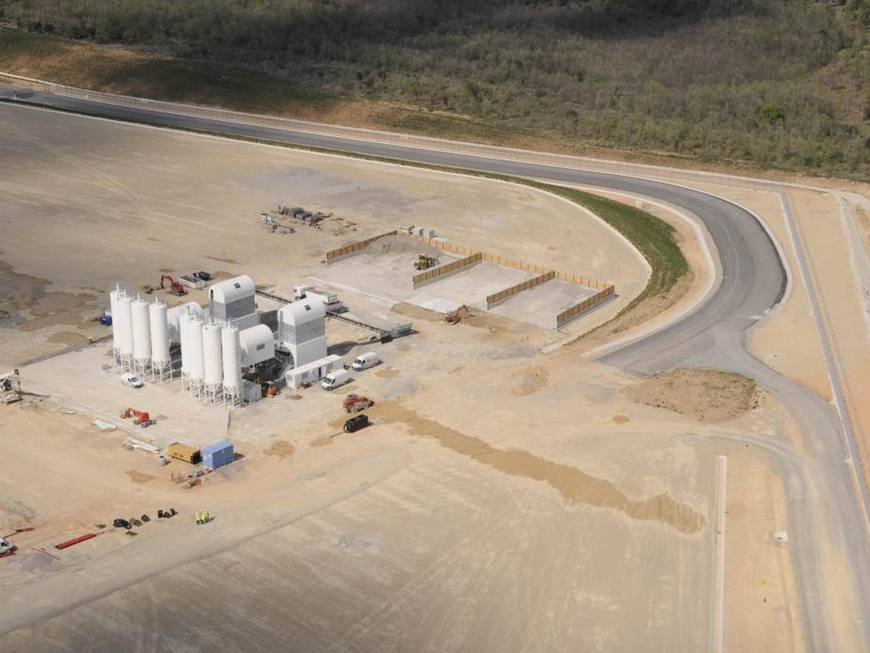 The double batching plant seen from above