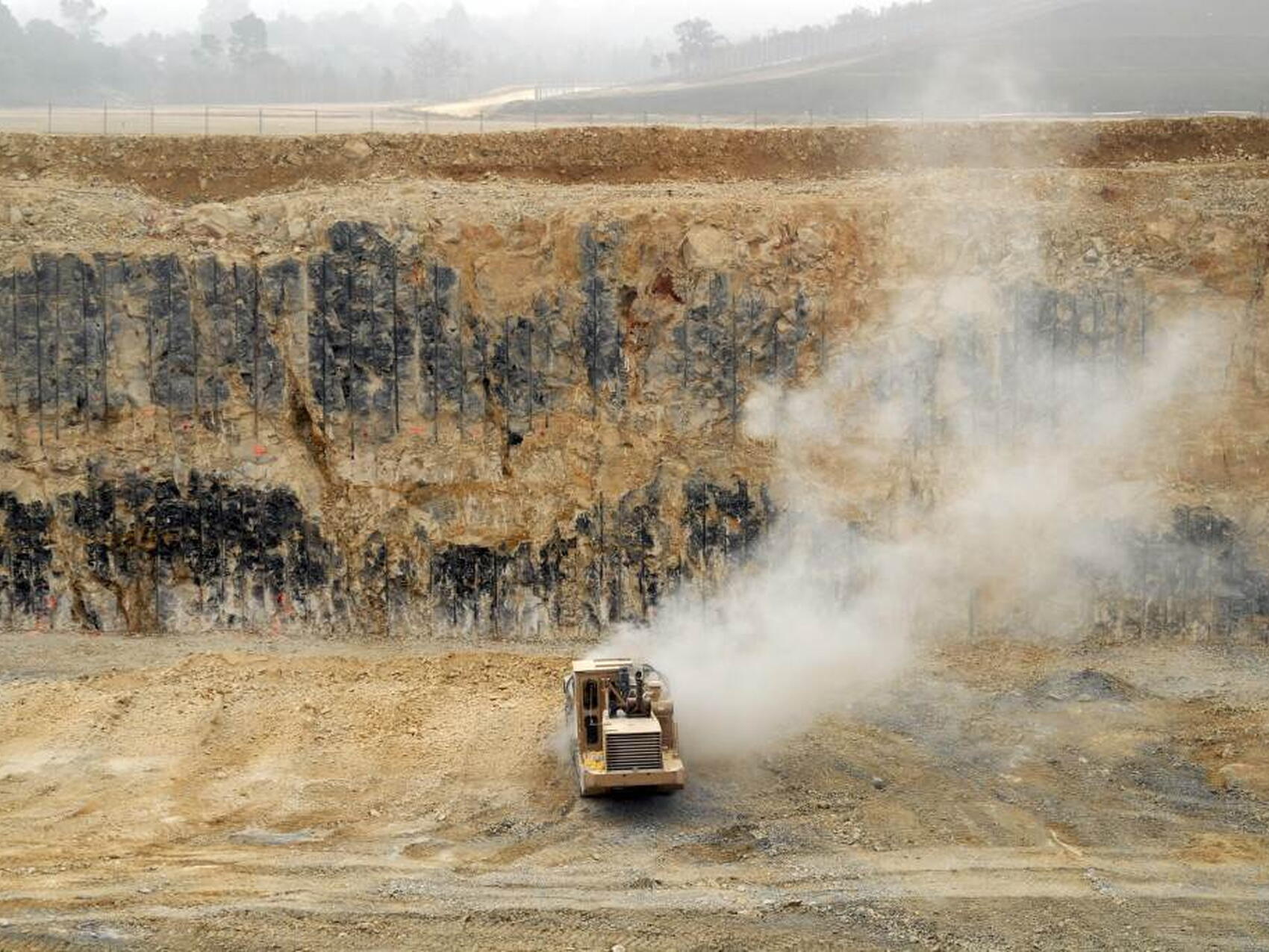 Planing machine in action