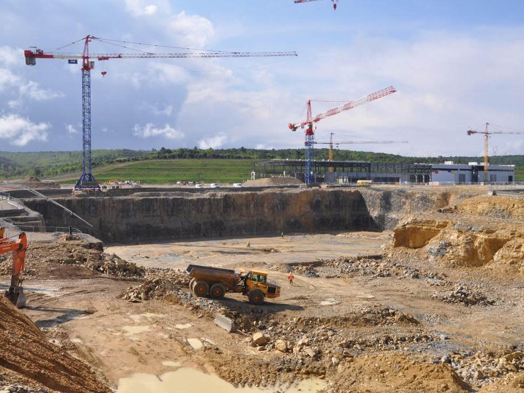 The Seismic Pit in April 2011