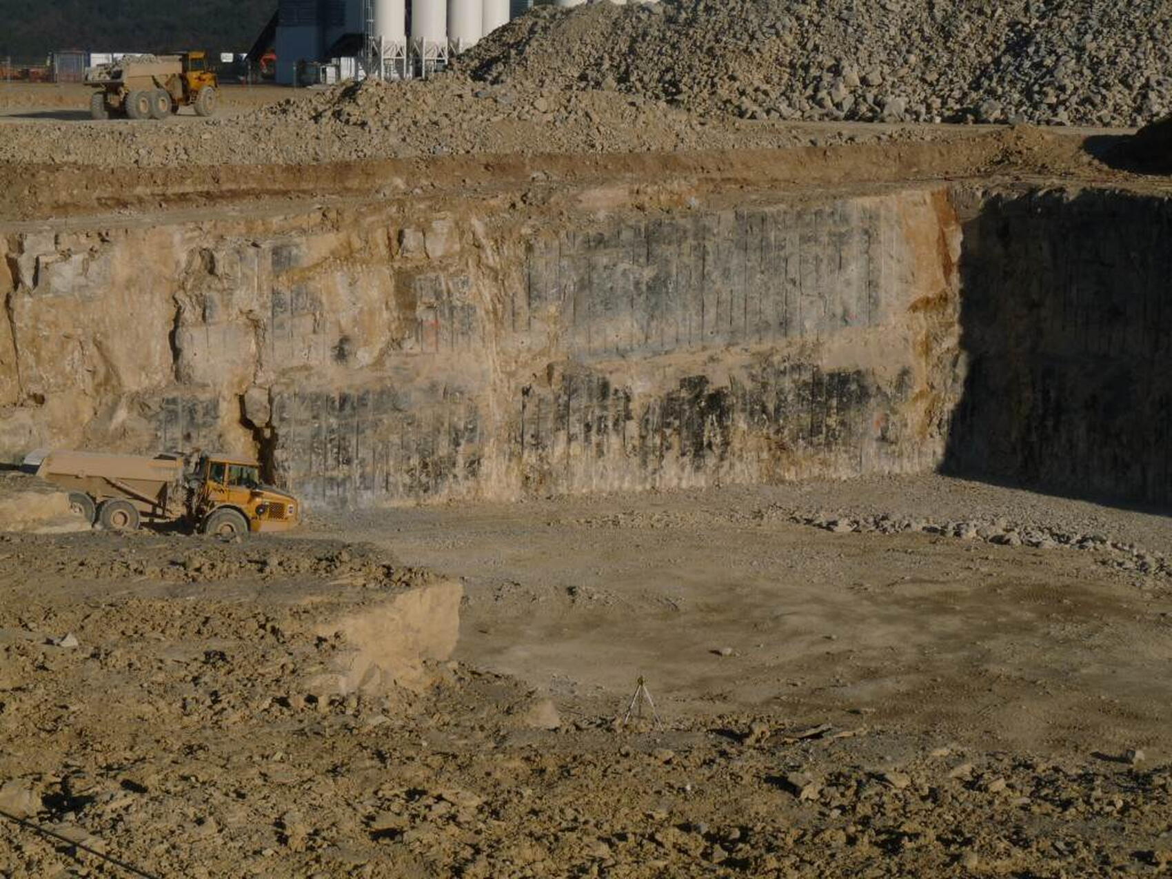 360,000 tonnes of building