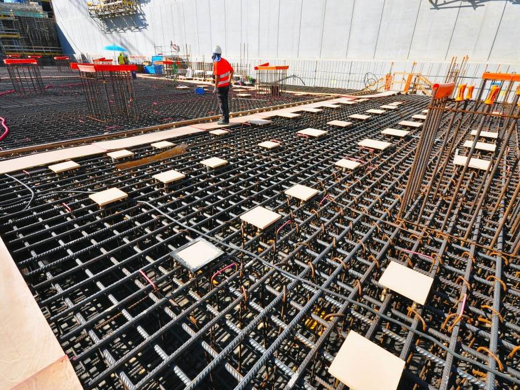 Avoir beaucoup sur ses épaules ...