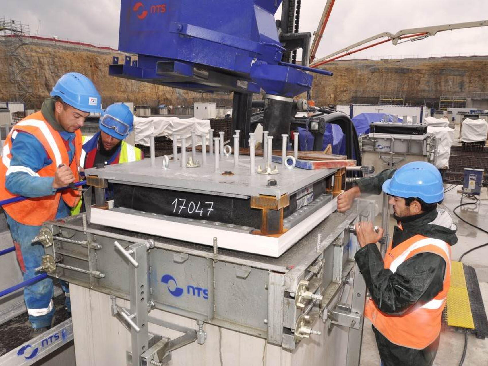 On aligne avec précision le patin n°100