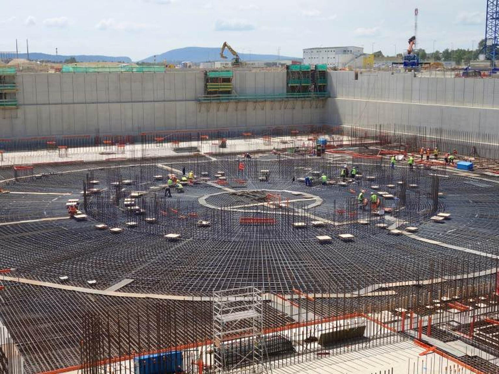 Le travail avance au sein de la fosse