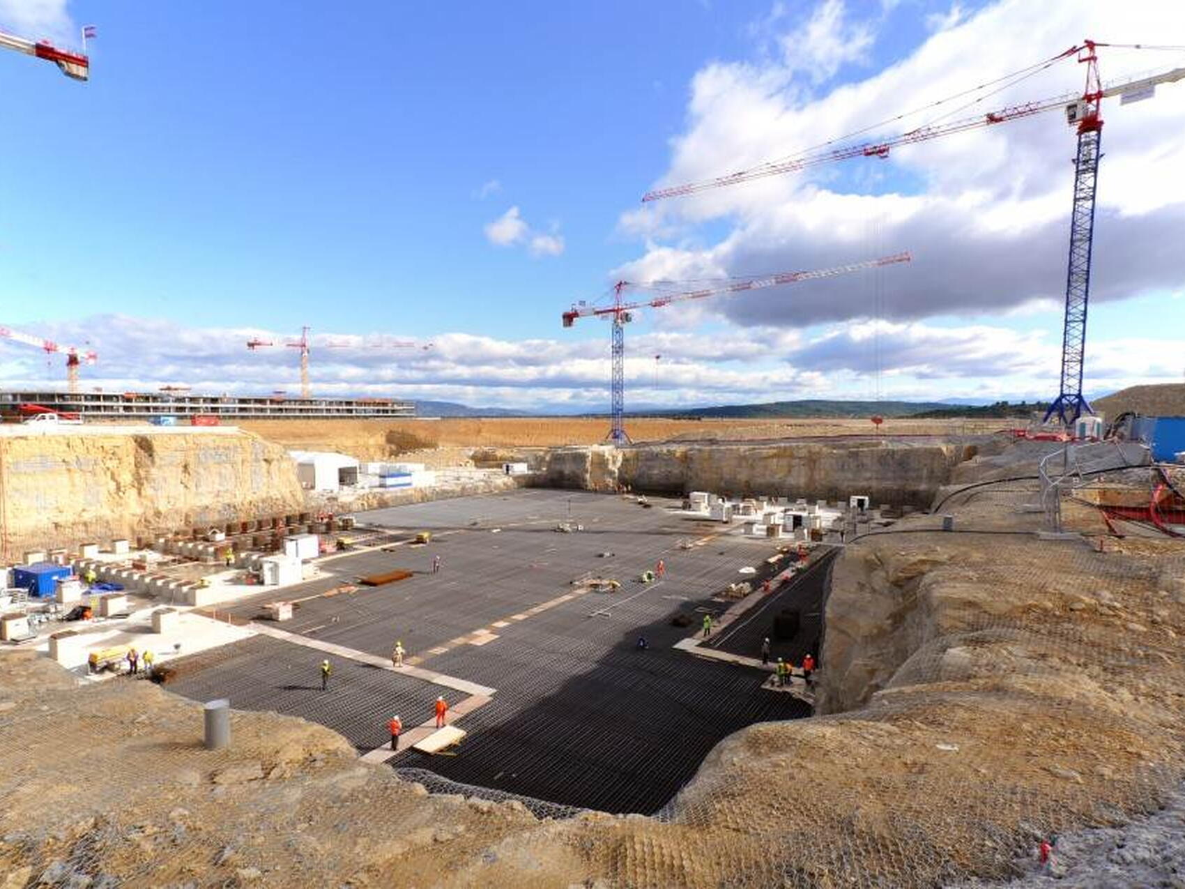 En se penchant un peu