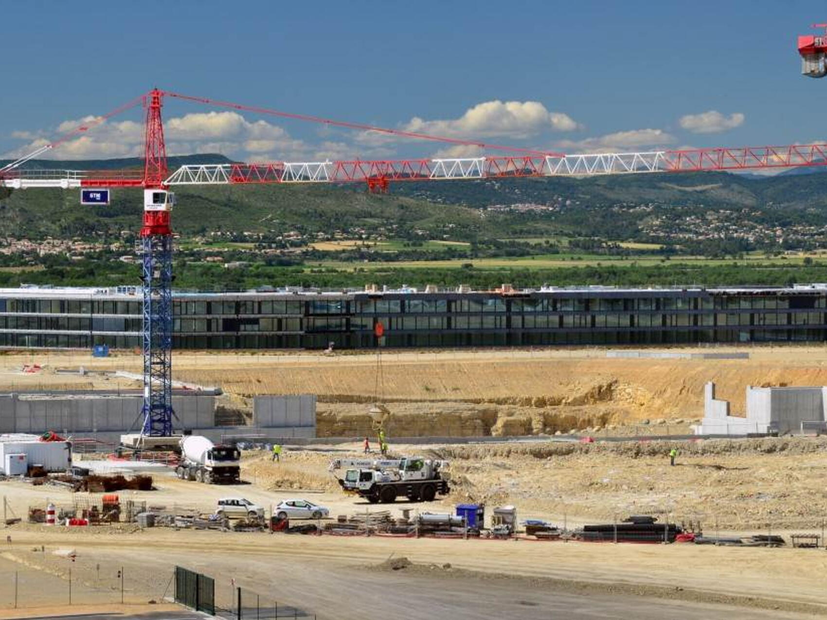 Juin sur la plateforme