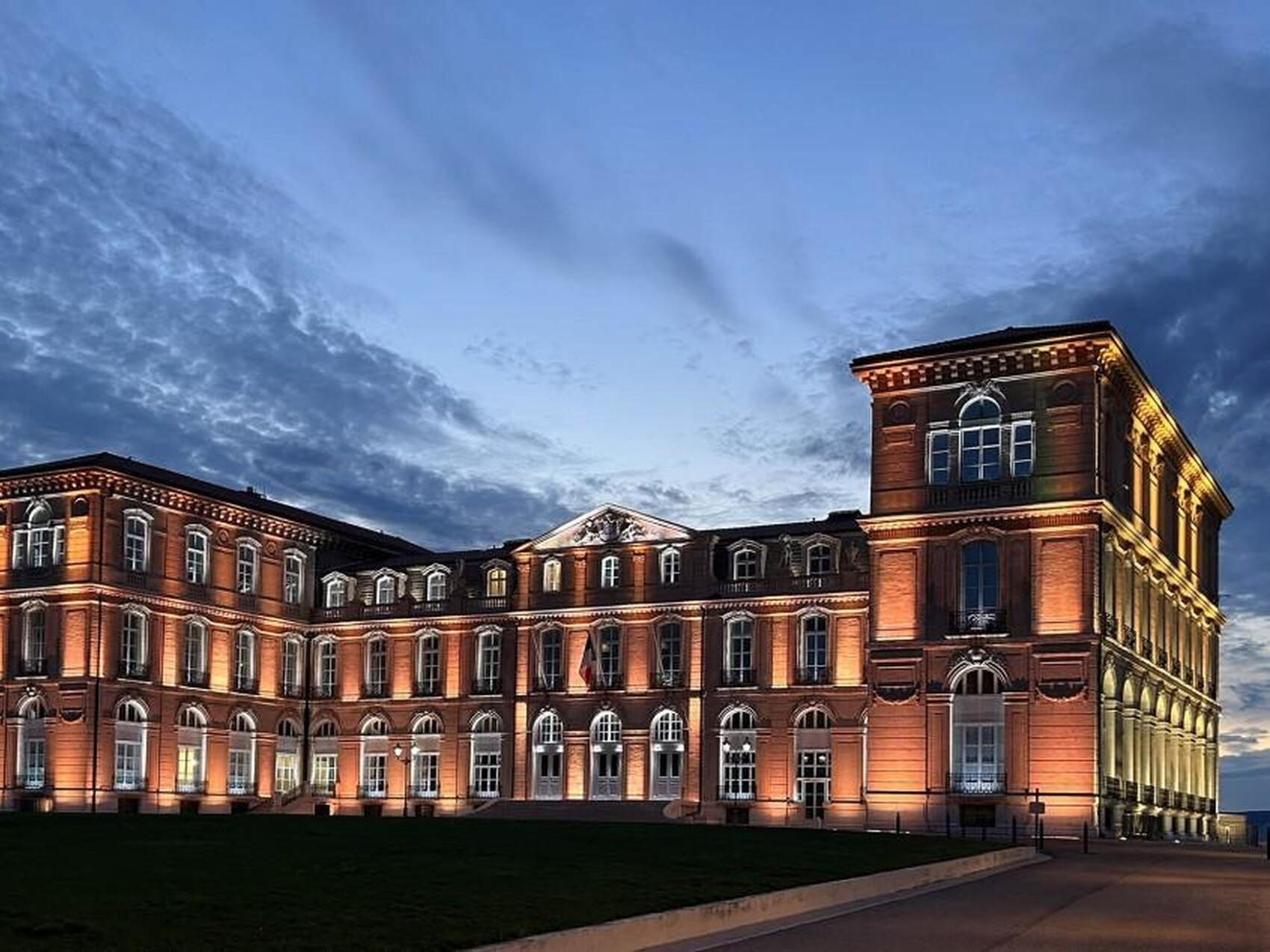 palais_du_pharo_small