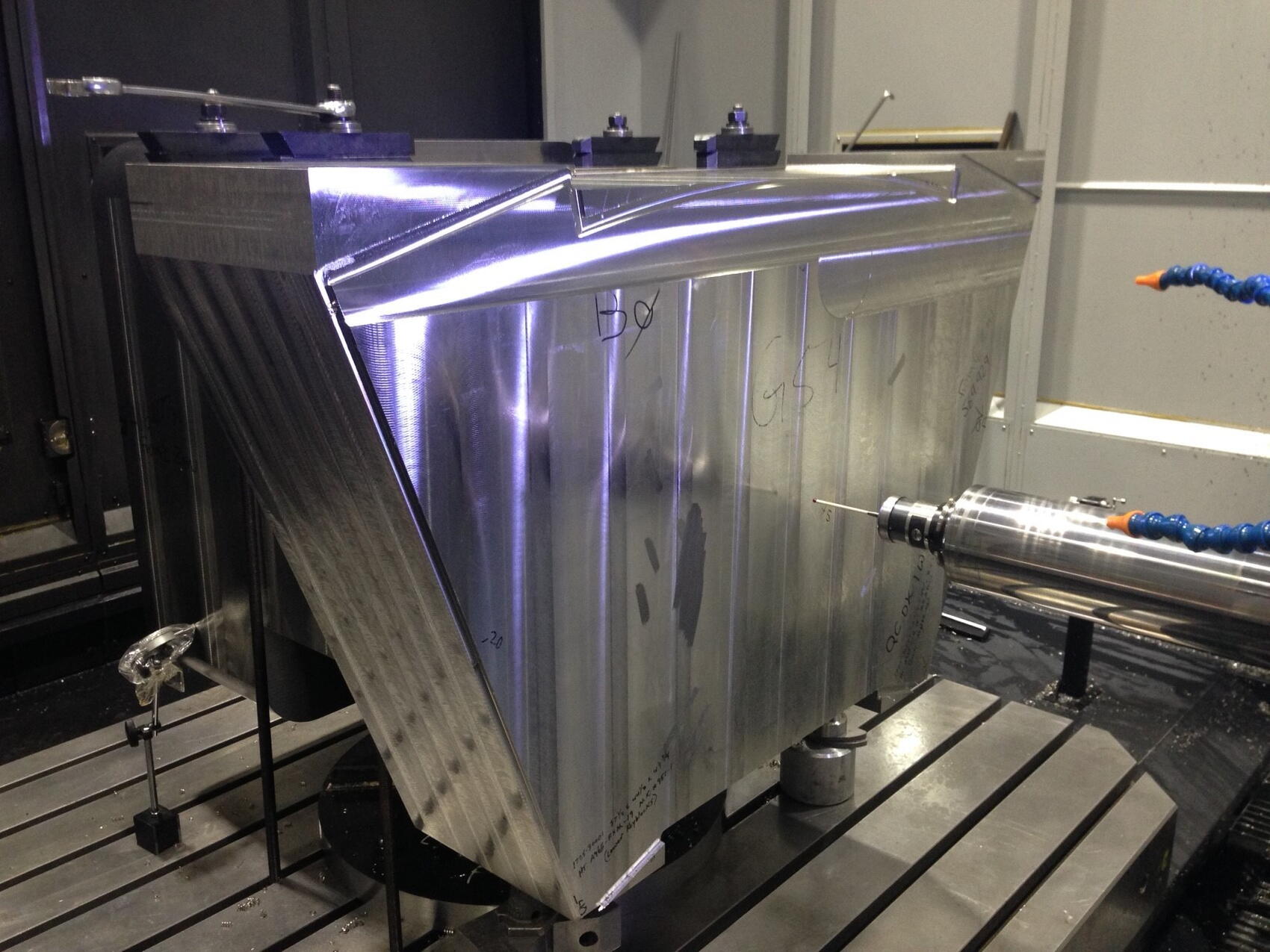 Part of the support "cage"