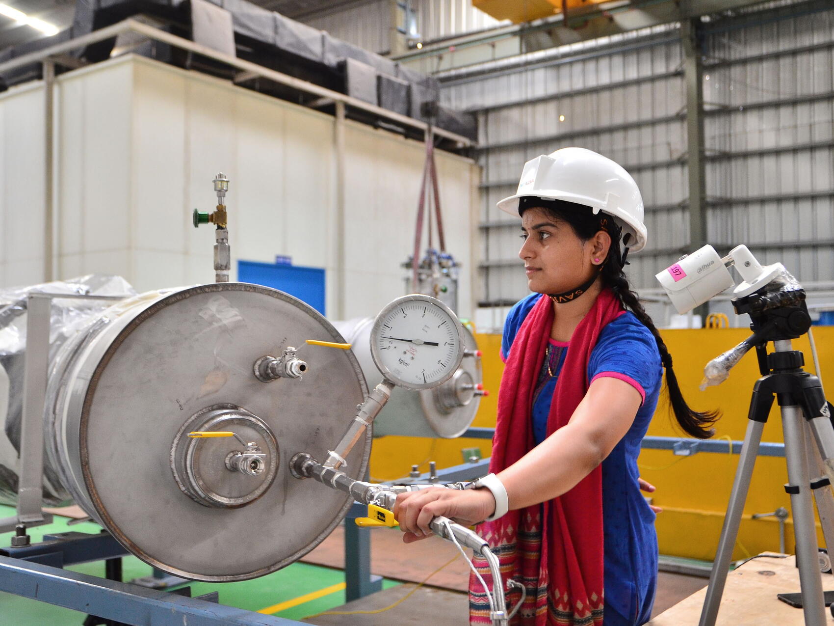 Checking leak-tightness