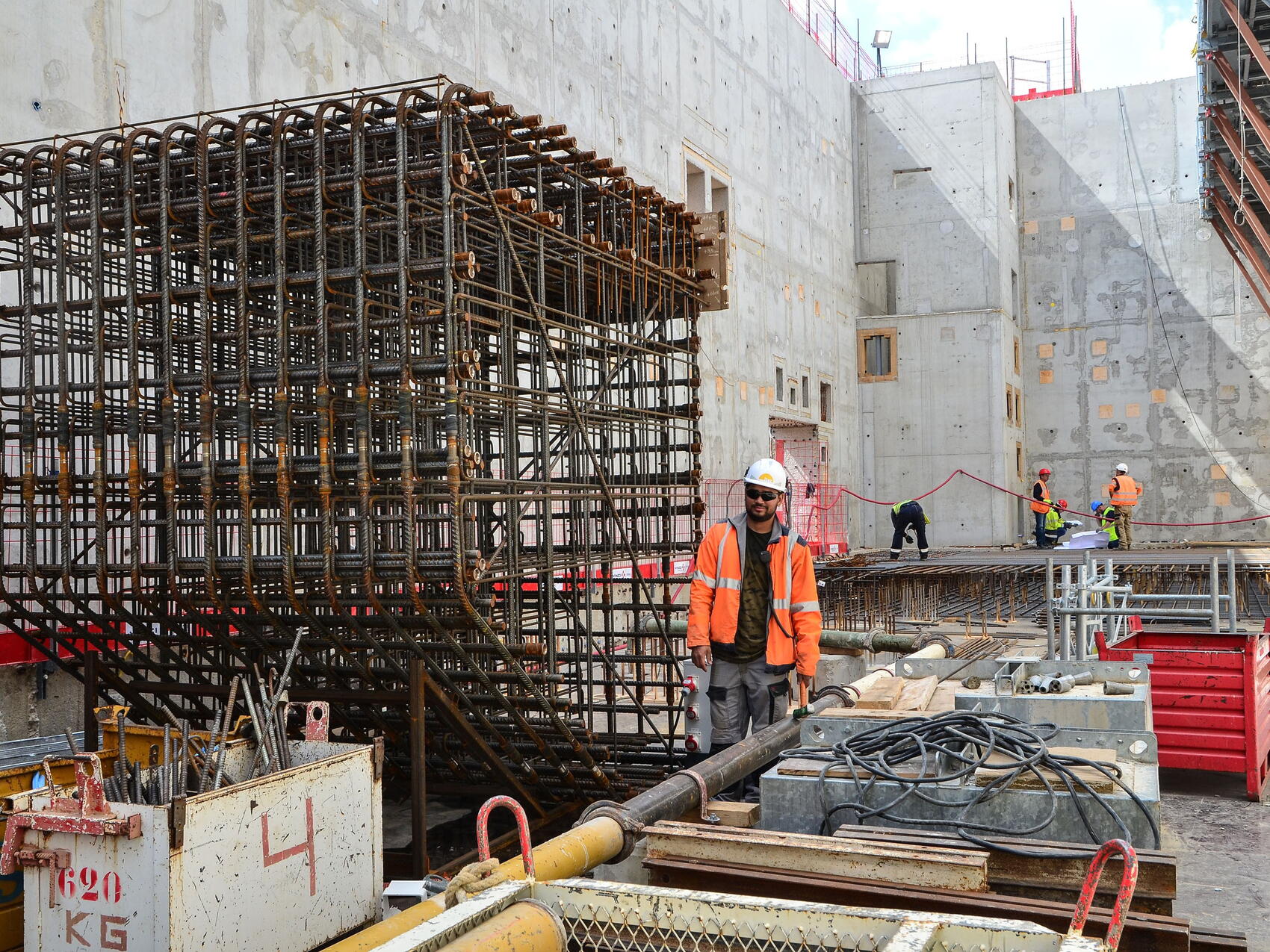 Massive steel reinforcement